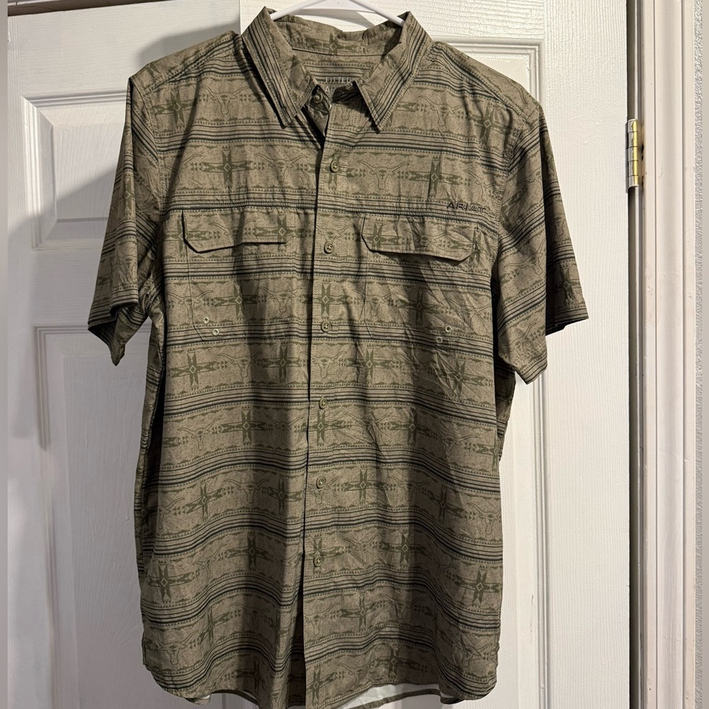 Ariat Olive Green Patterned Short Sleeve Button-Down Shirt